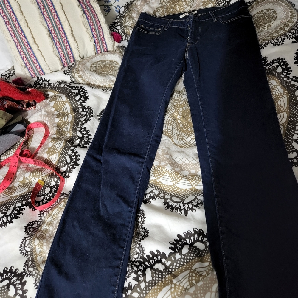 Womens Levis MINT CONDITION